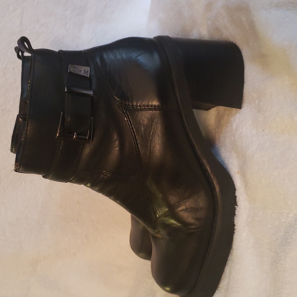 "Harley Davidson" ankle high riding boots, size 8